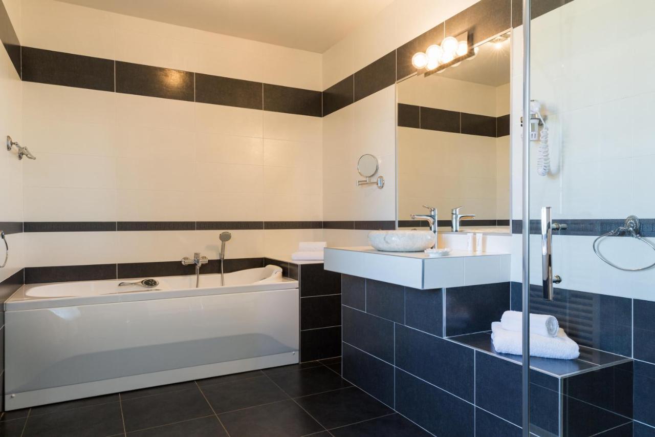 Le Logis Du Pere 4*